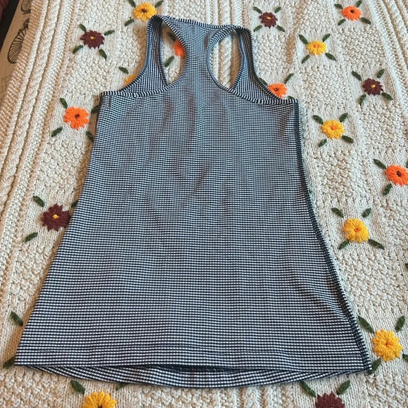Lululemon Cool Racerback
Gingham Luon White Black - Picture 8 of 9